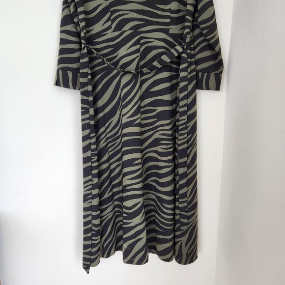 Ann Taylor Factory Green Black Zebra Print Button Front Belted Maxi Shirt Dress - Picture 8 of 9